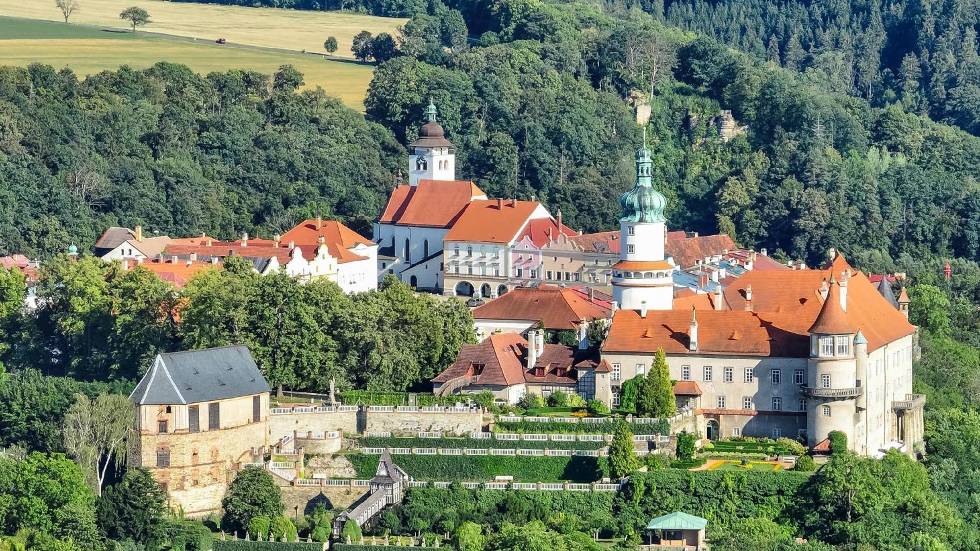 Vlastovci Dum Nove Mesto nad Metuji Exterior photo